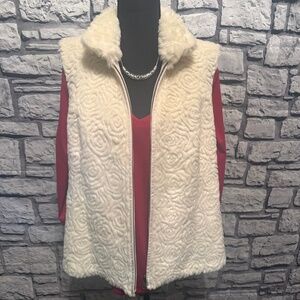 ❤️💐 Coldwater Creek reversible Vest Faux Suede/Fur Size M